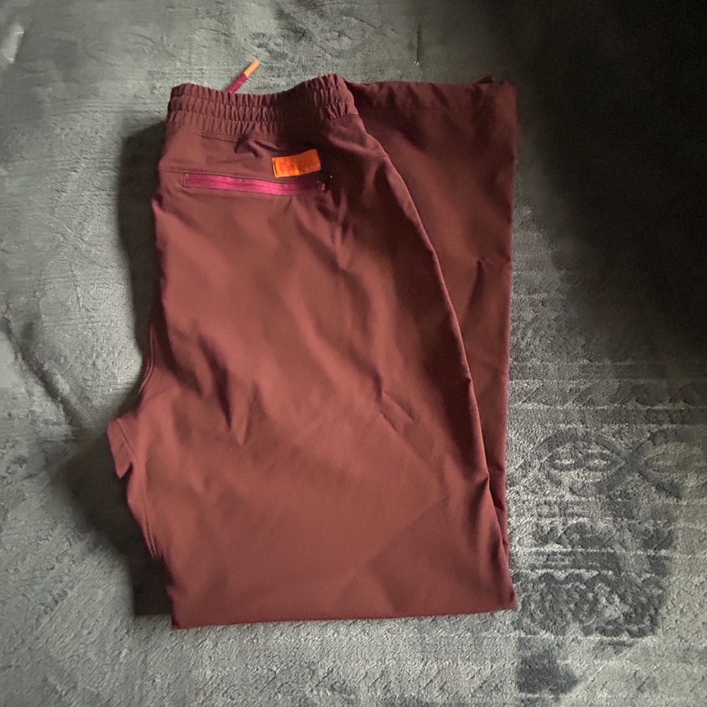 Cotopaxi women’s pantsPants